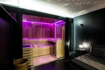 chambre avec jacuzzi sauna privatif